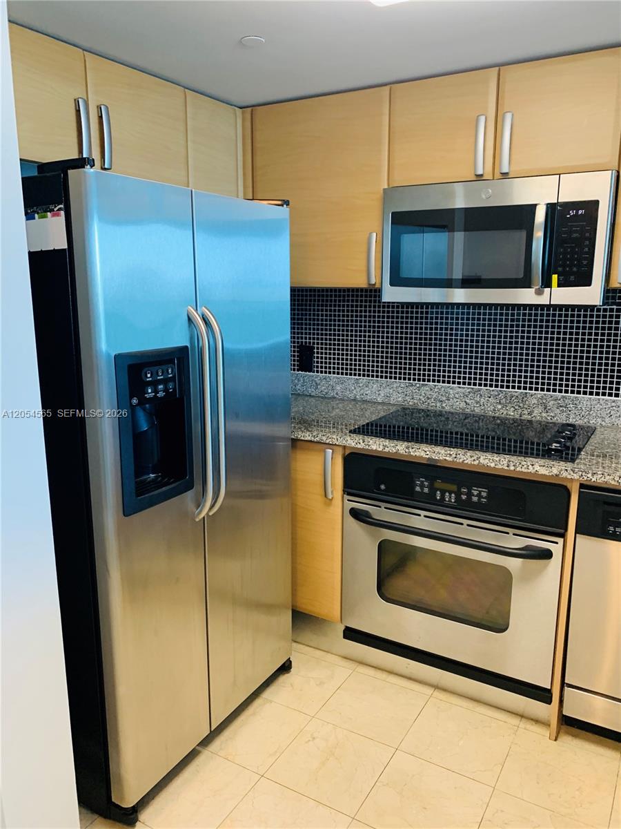 2101 Brickell Avenue 2611 Property Photo 9