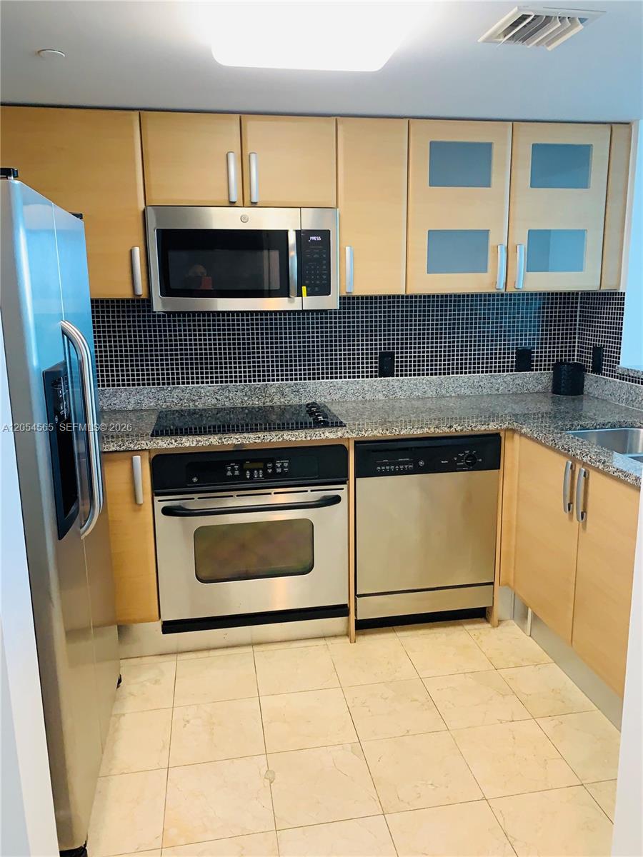 2101 Brickell Avenue 2611 Property Photo 10
