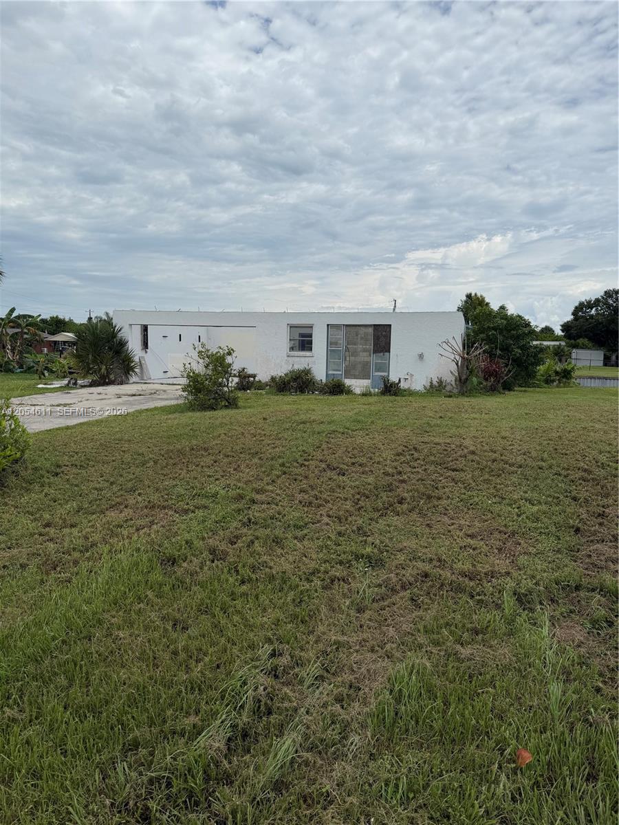 1053 Lantern Lane Property Photo 1