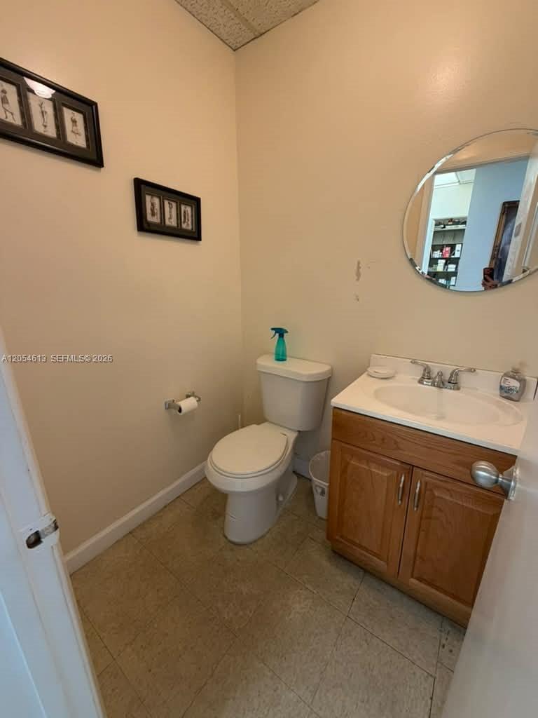 747 Ponce De Leon Boulevard 411 Property Photo 5