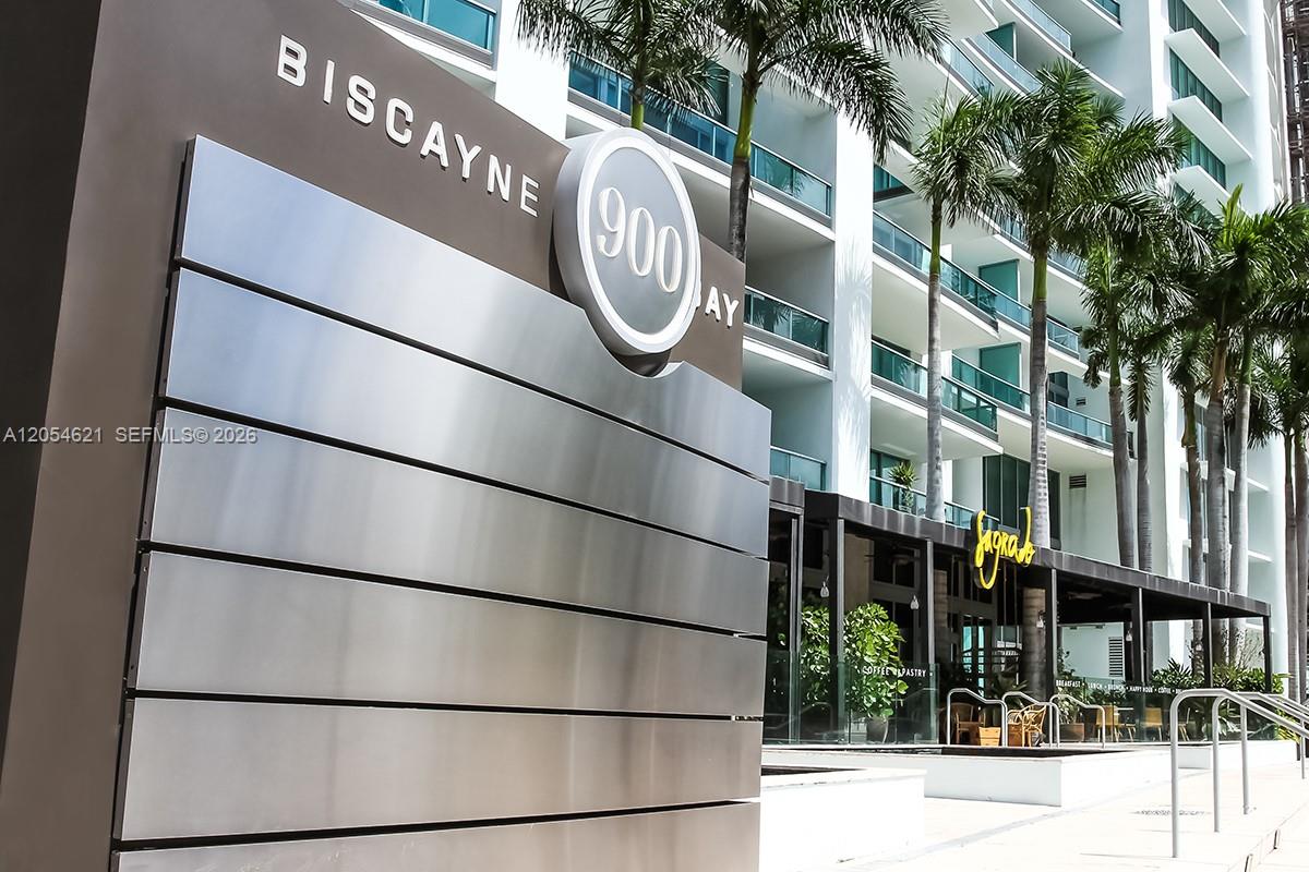 900 Biscayne Boulevard 4803 Property Photo 1