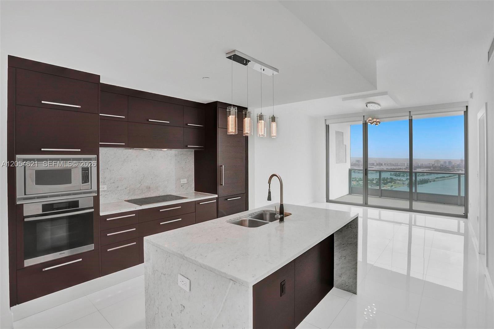 900 Biscayne Boulevard 4803 Property Photo 5