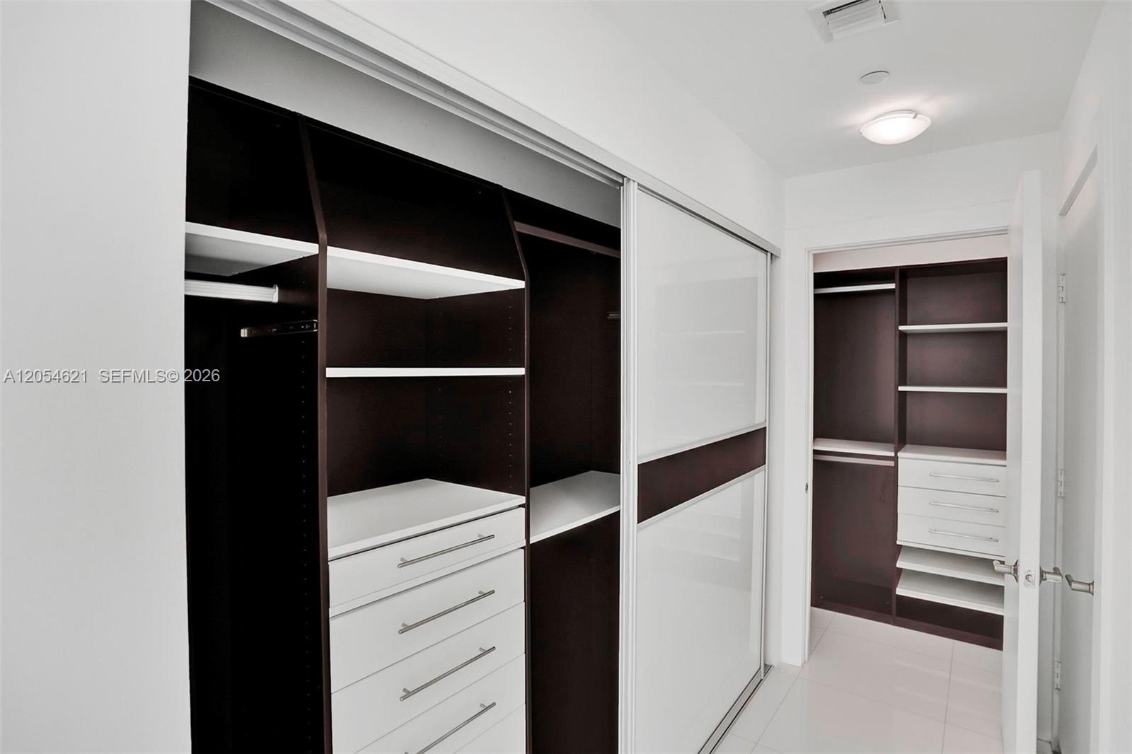 900 Biscayne Boulevard 4803 Property Photo 16