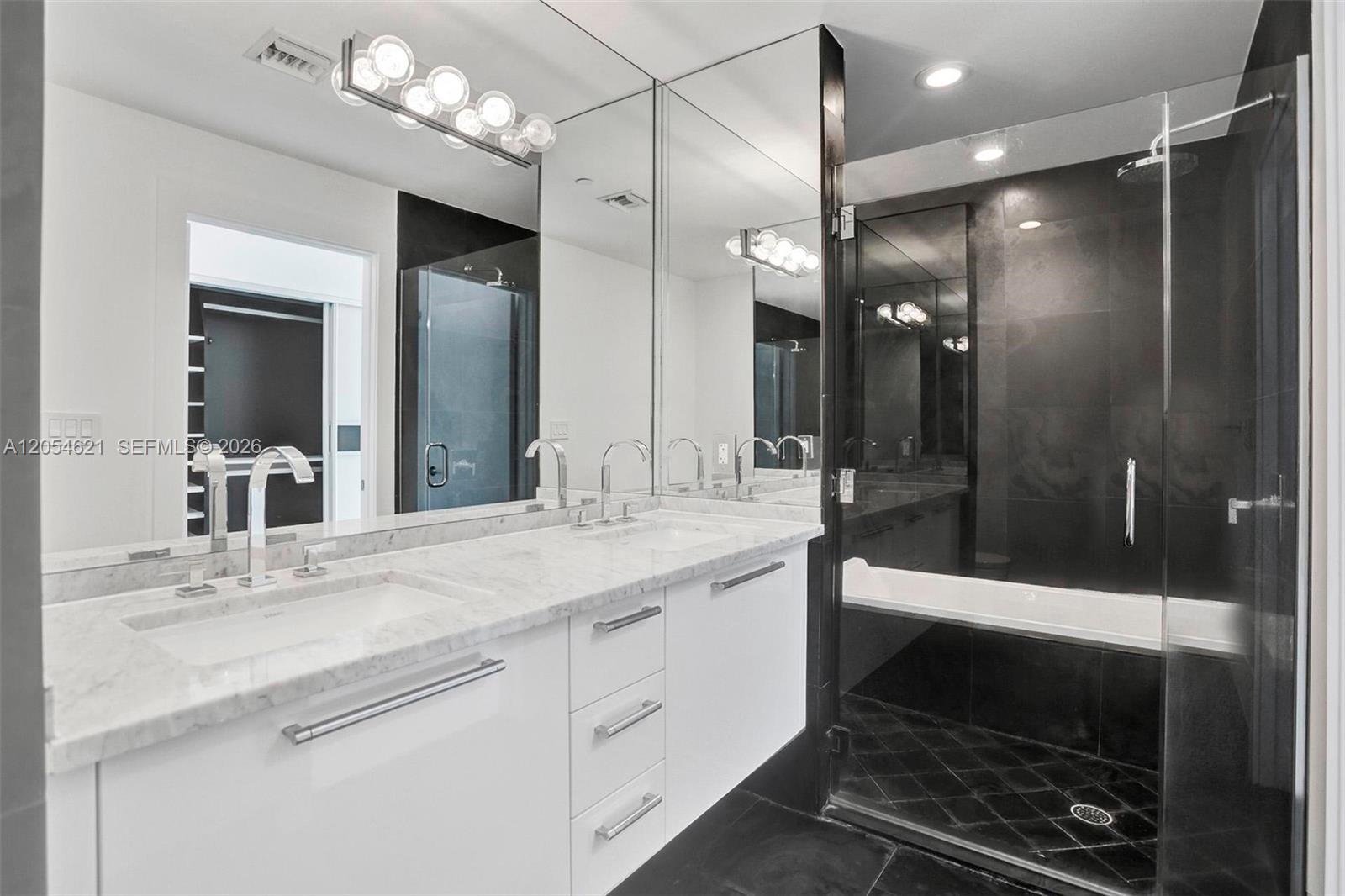 900 Biscayne Boulevard 4803 Property Photo 20