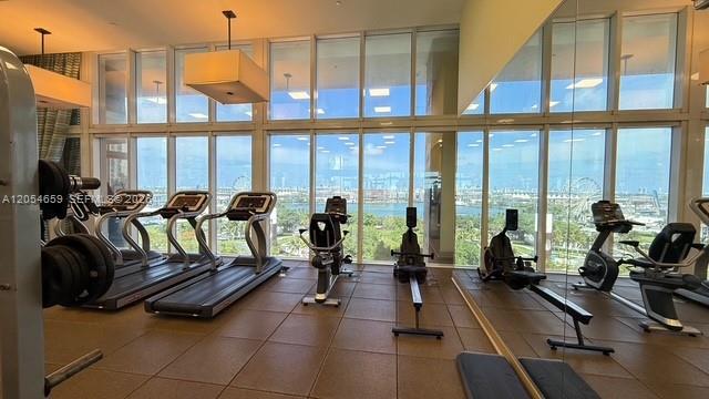 50 Biscayne Boulevard 3109 Property Photo 17