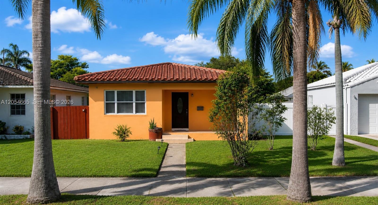 1631 Hollywood Boulevard Property Photo 1