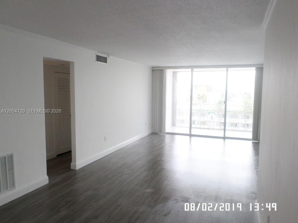1865 79th St Causeway 6j Property Photo 18