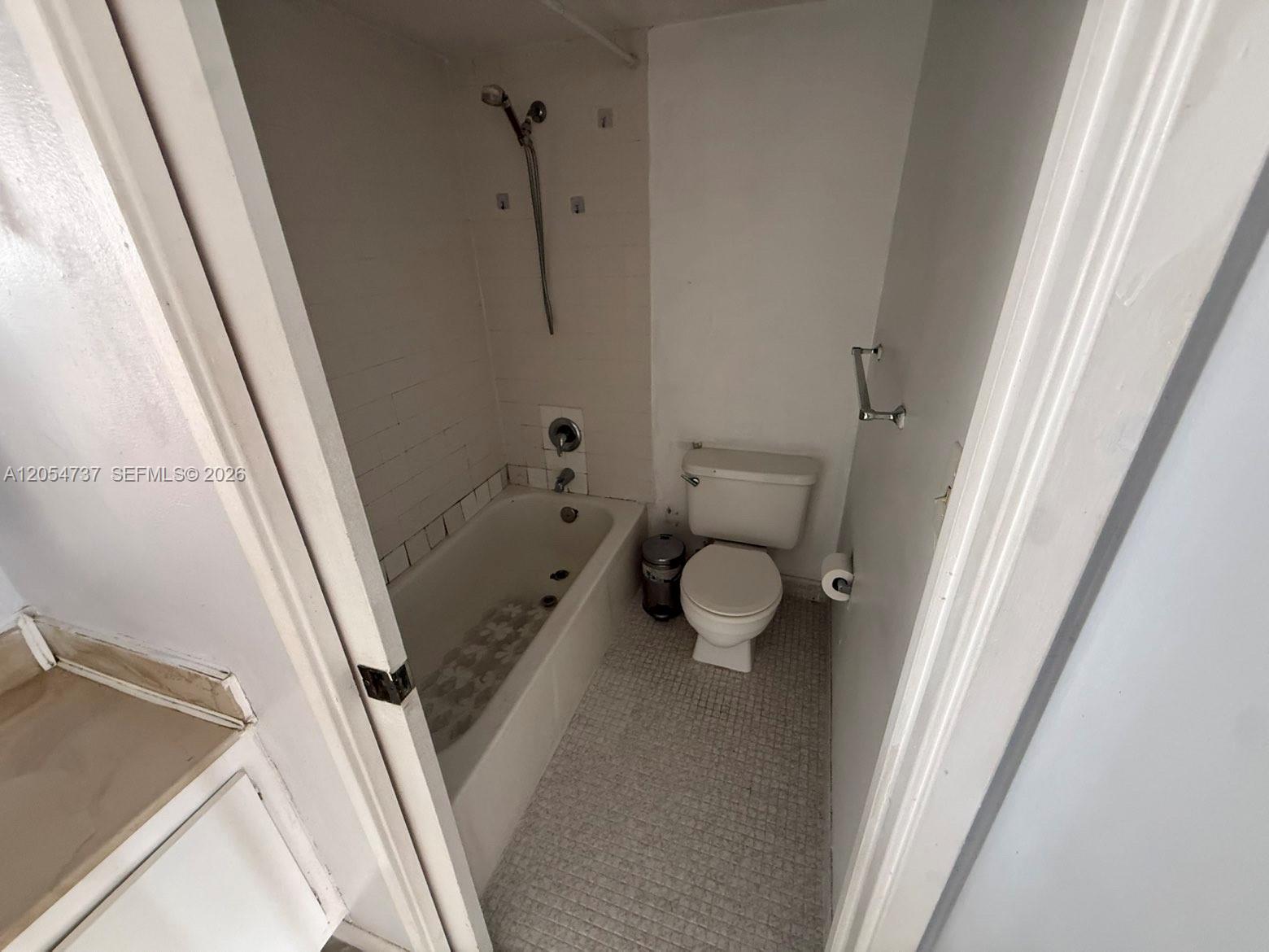 16919 N Bay Road 912 Property Photo 7