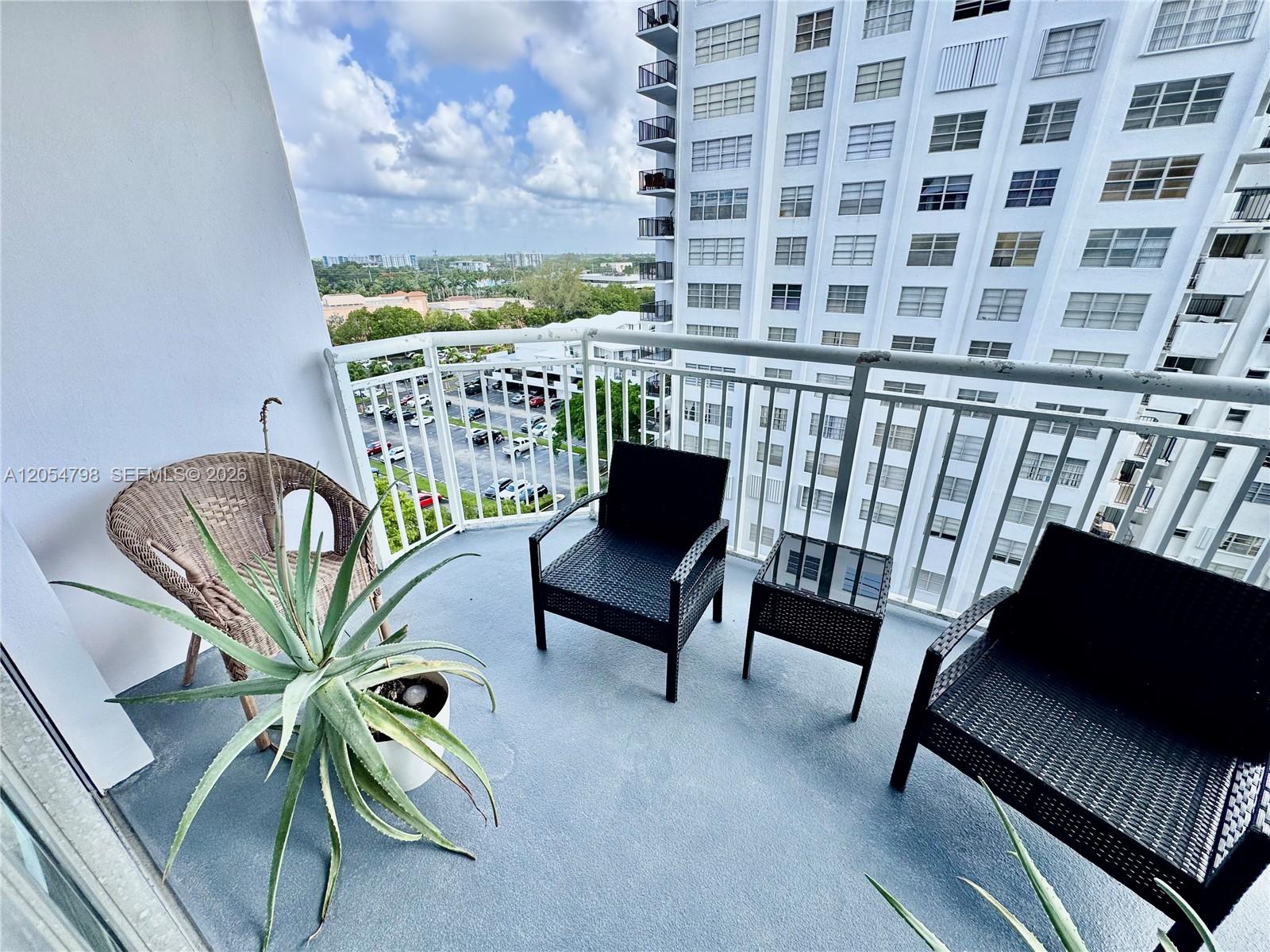 18051 Biscayne Boulevard 1002 Property Photo 26