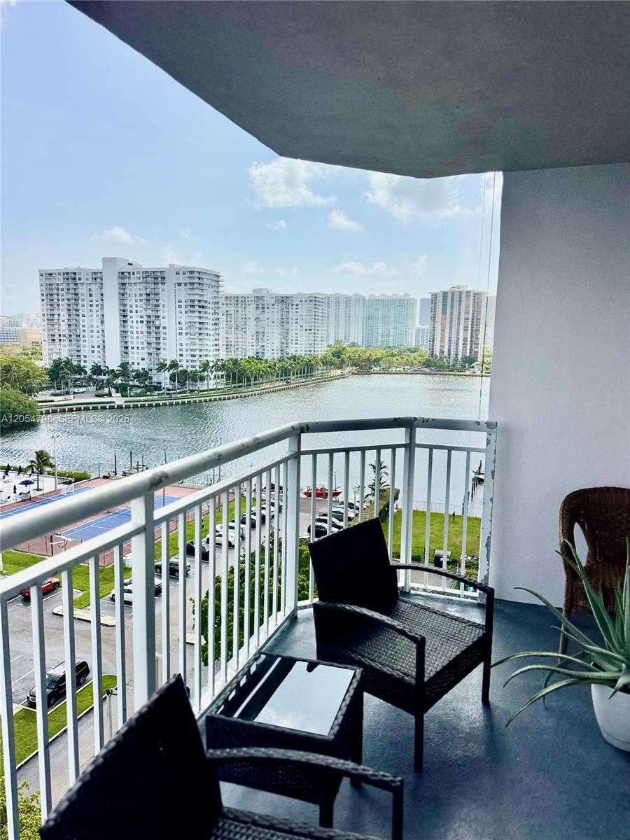 18051 Biscayne Boulevard 1002 Property Photo 28