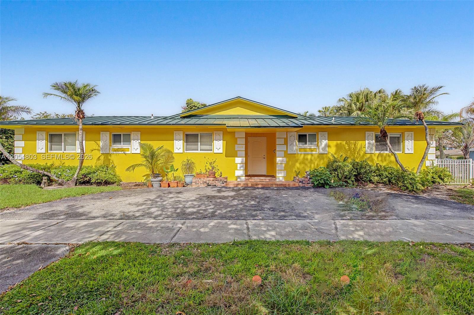 10650 SW 77th Court