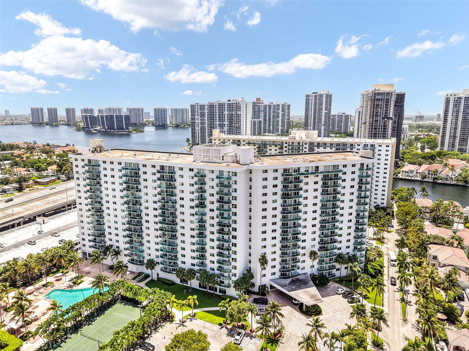 19380 Collins Avenue 1423 Property Photo 1