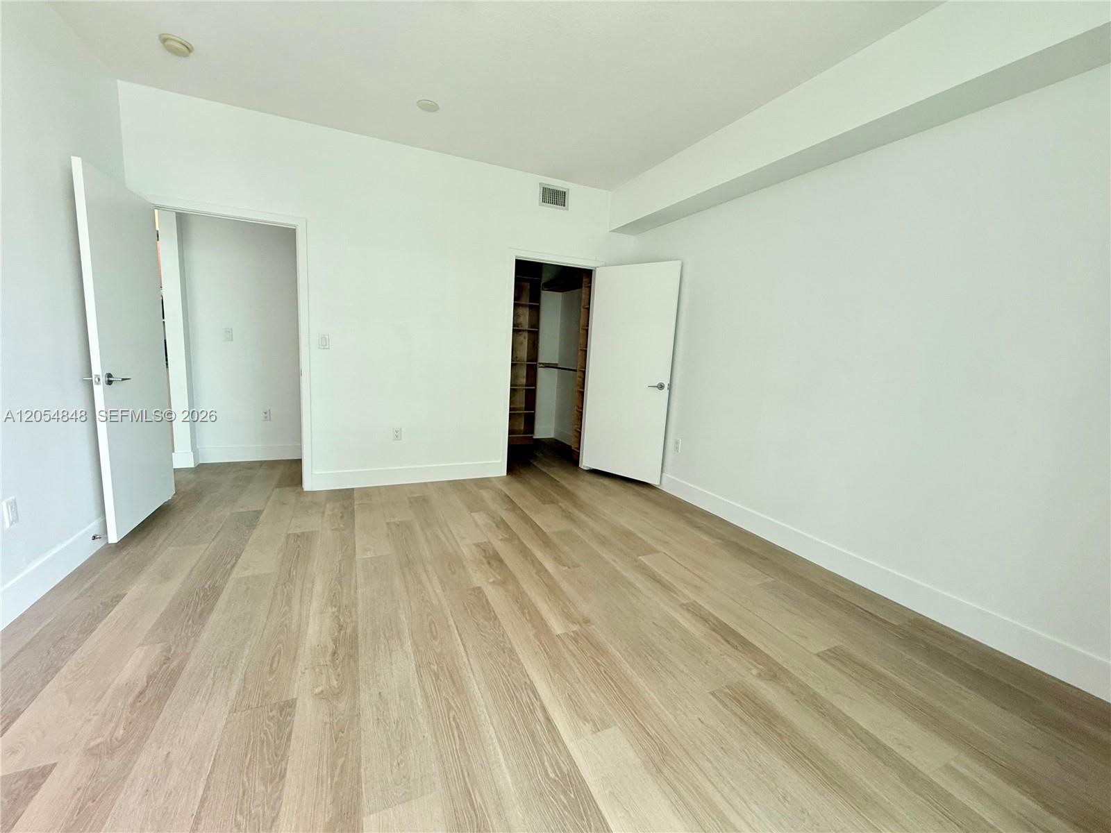 A12054848 Property Photo 10