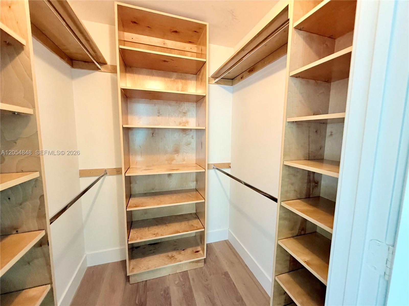 A12054848 Property Photo 11