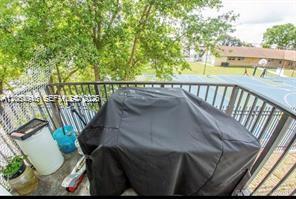5333 Nw 18th Street 3a Property Photo 5