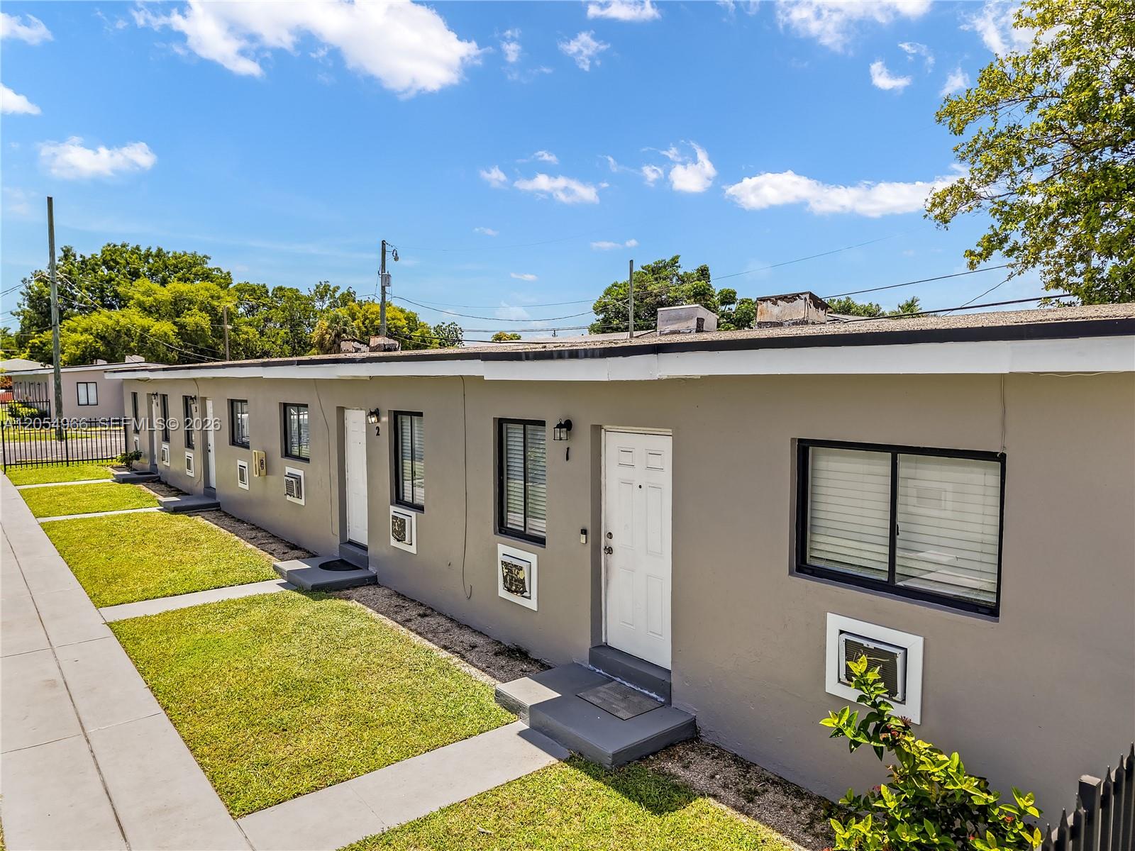 2090 Nw 31st Street Property Photo 5
