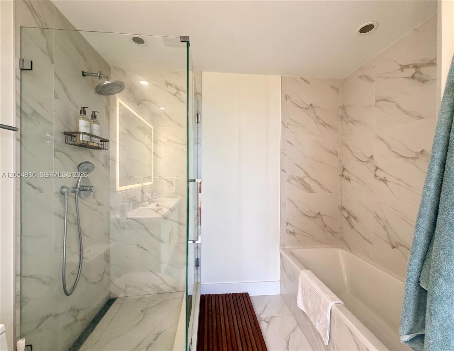2000 Metropica Way 1003 Property Photo 19