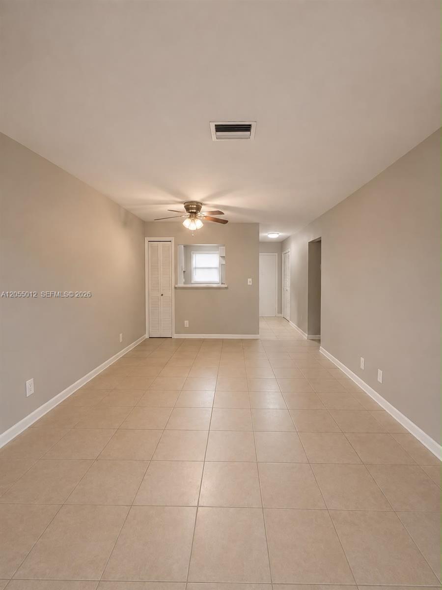 3930 Crystal Lake Drive 208 Property Photo 3