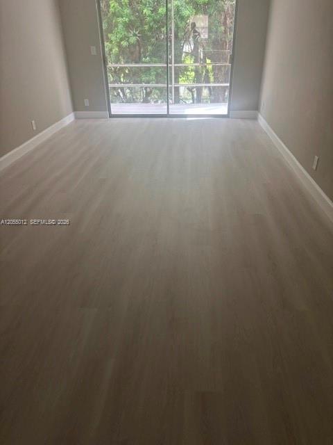 3930 Crystal Lake Drive 208 Property Photo 9