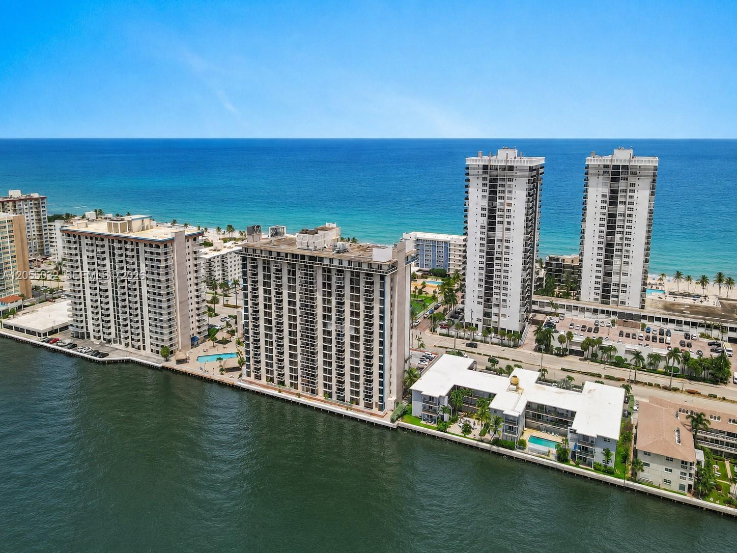 1600 S Ocean Drive 18b Property Photo 5