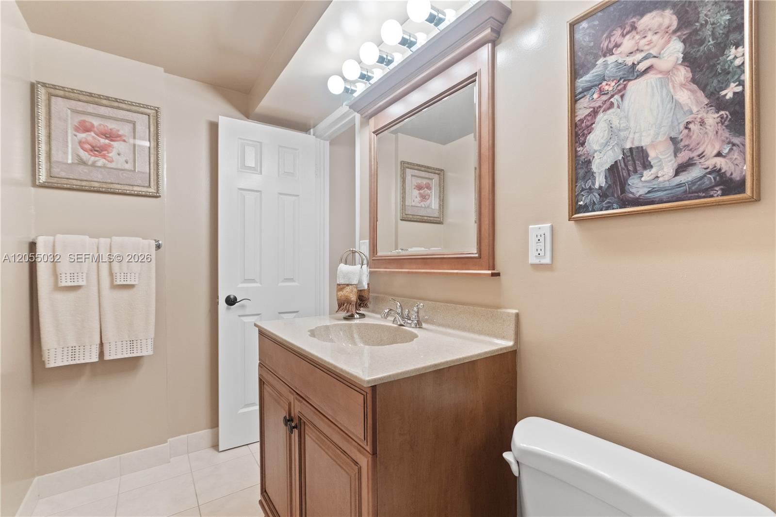 1600 S Ocean Drive 18b Property Photo 26