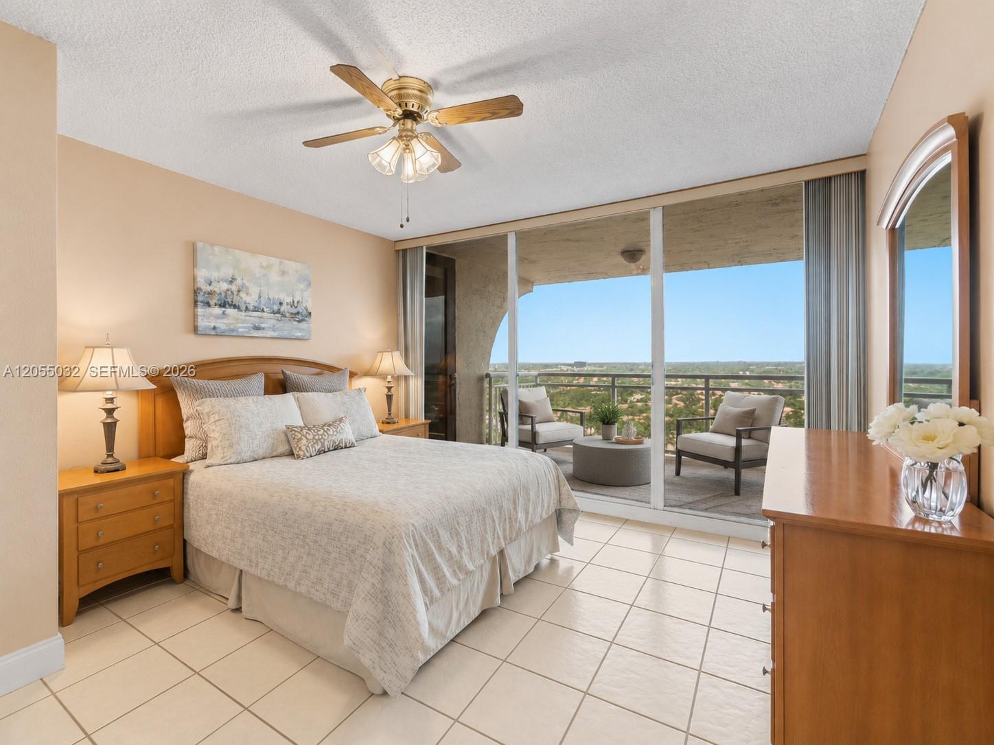 1600 S Ocean Drive 18b Property Photo 27