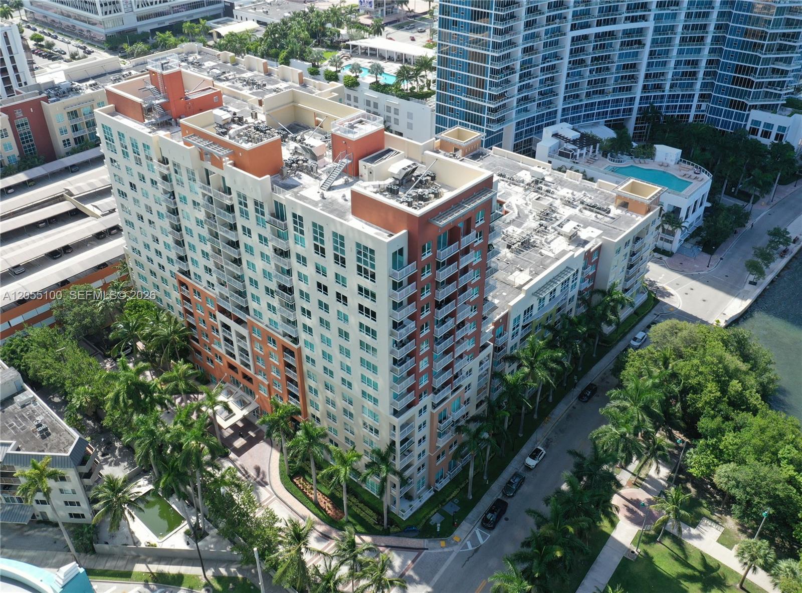 2000 N Bayshore Drive 1006 Property Photo 14