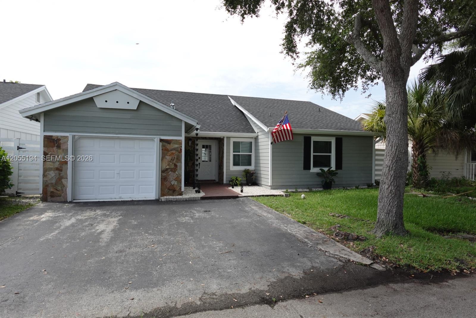 14028 Sw 149th Lane Property Photo 1