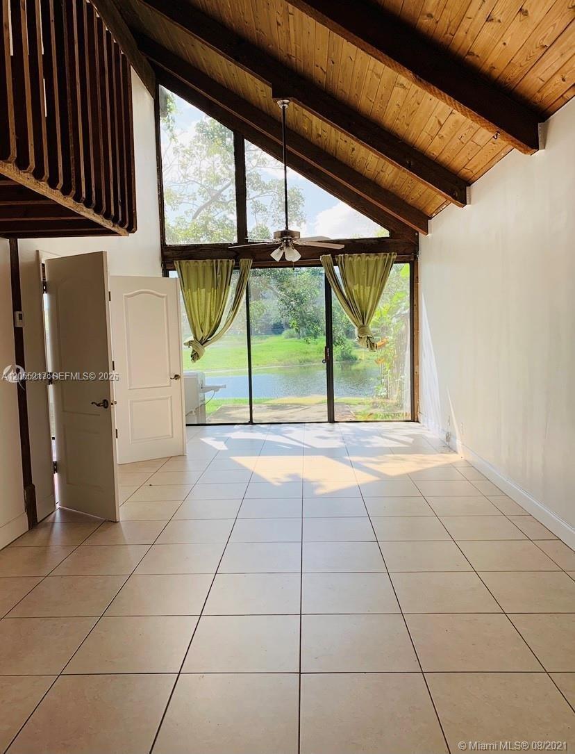 A12055217 Property Photo 13