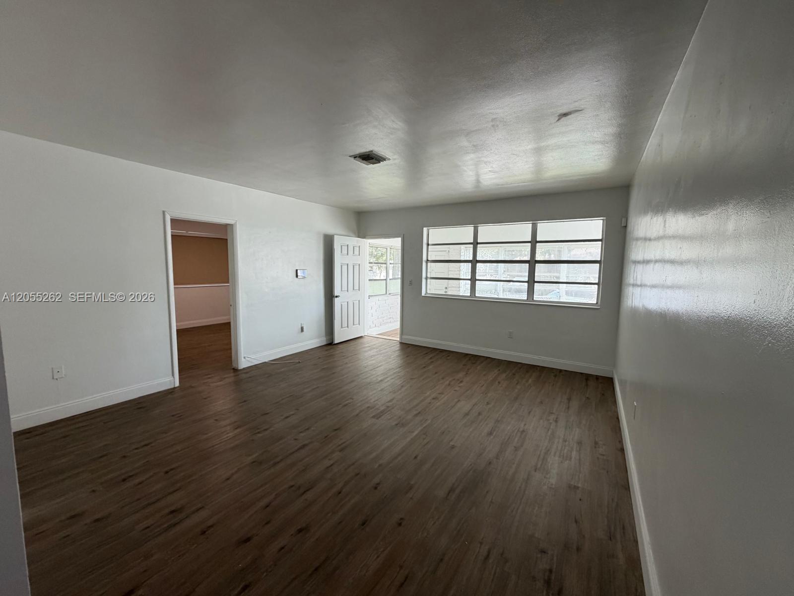 890 Nw 55th Street 1 Property Photo 7