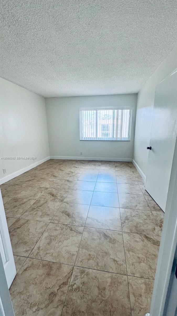 A12055292 Property Photo 8