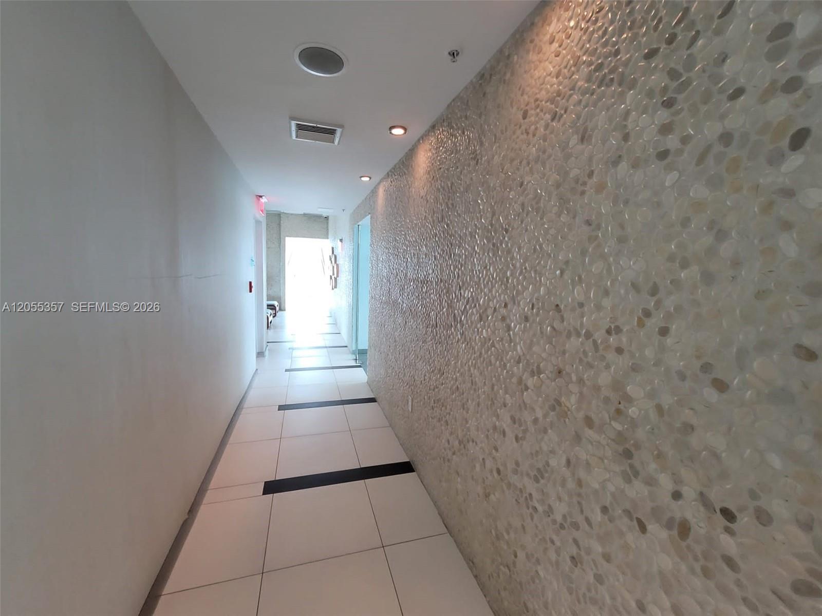 92 Sw 3rd Street 1808 Property Photo 53