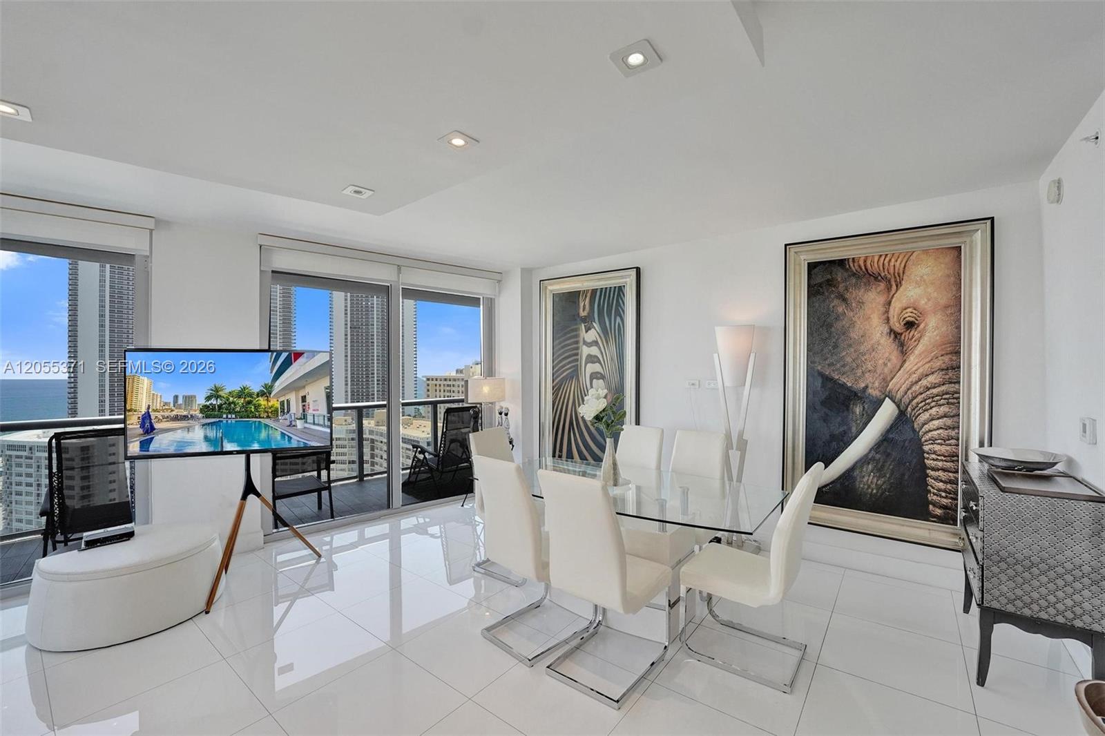 2600 E Hallandale Beach Boulevard T1902 Property Photo 6