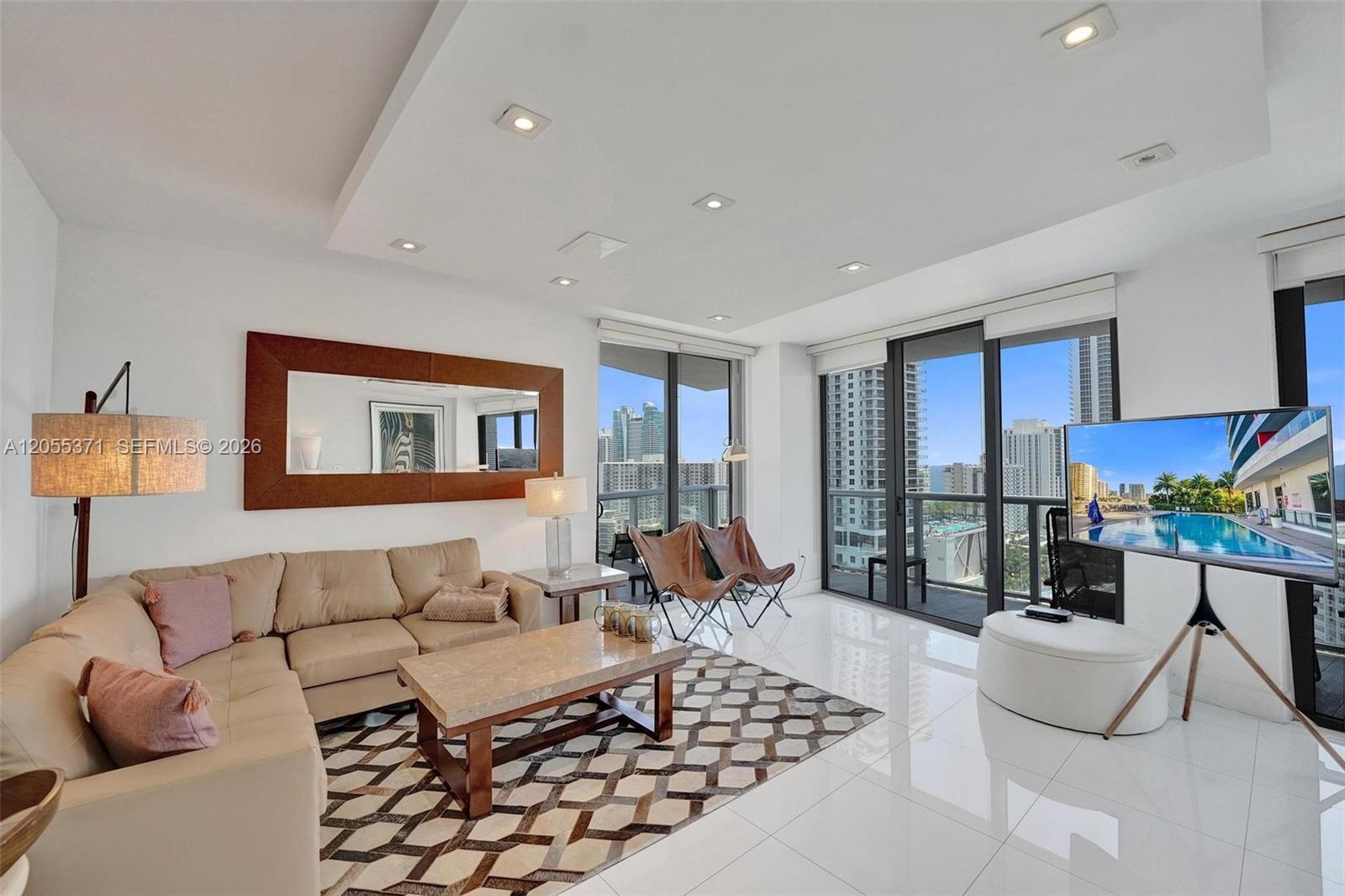 2600 E Hallandale Beach Boulevard T1902 Property Photo 14