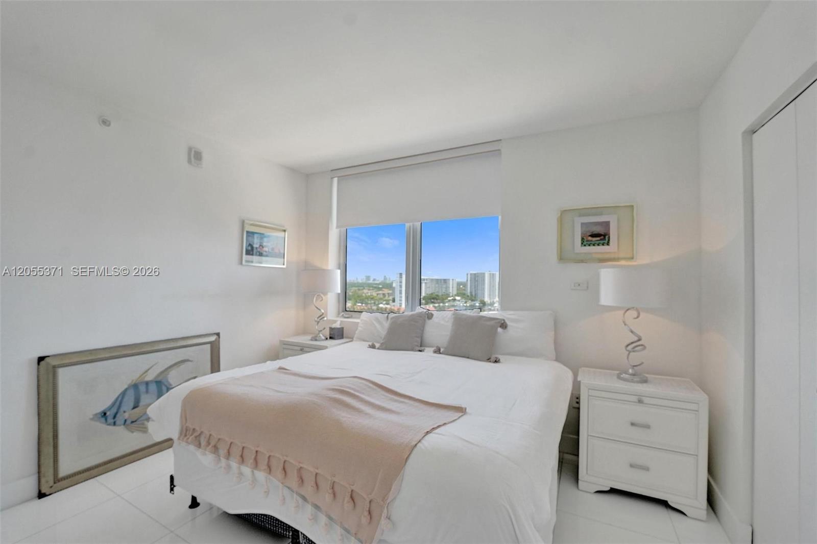 2600 E Hallandale Beach Boulevard T1902 Property Photo 23