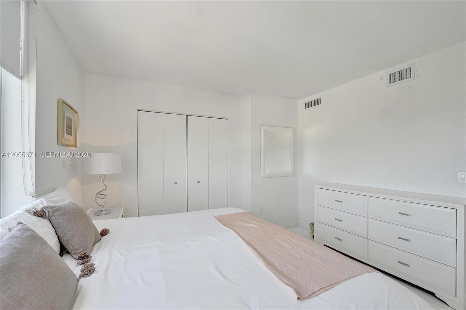 2600 E Hallandale Beach Boulevard T1902 Property Photo 25