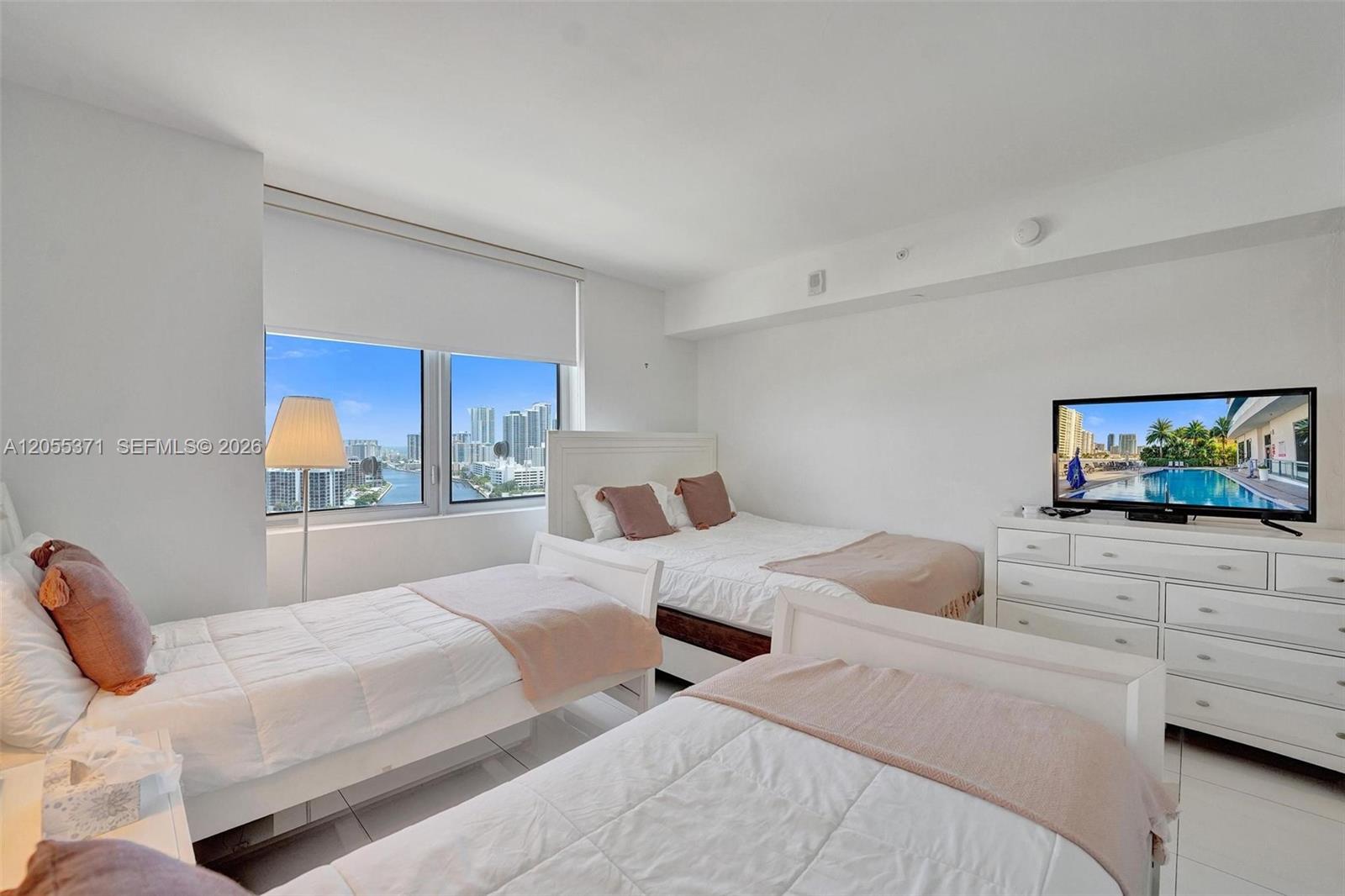 2600 E Hallandale Beach Boulevard T1902 Property Photo 29