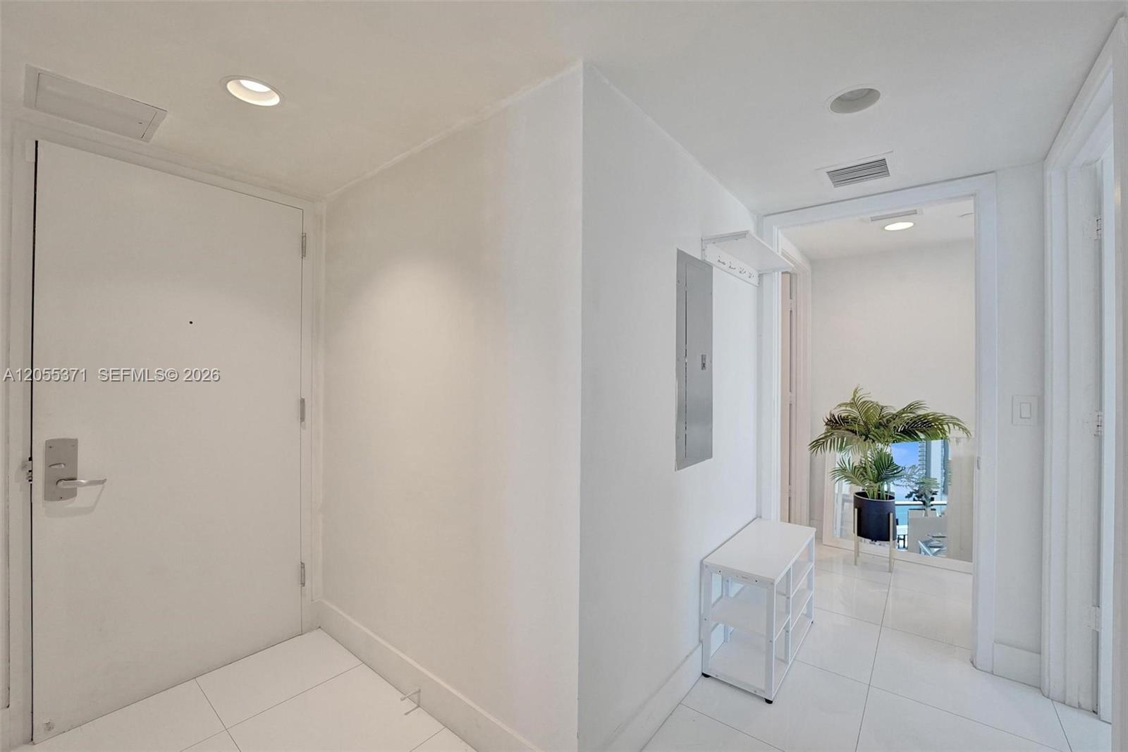 2600 E Hallandale Beach Boulevard T1902 Property Photo 39