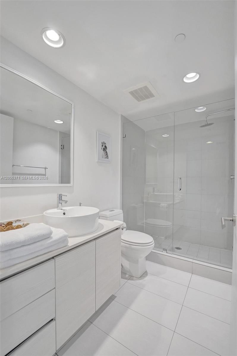 2600 E Hallandale Beach Boulevard T1902 Property Photo 42