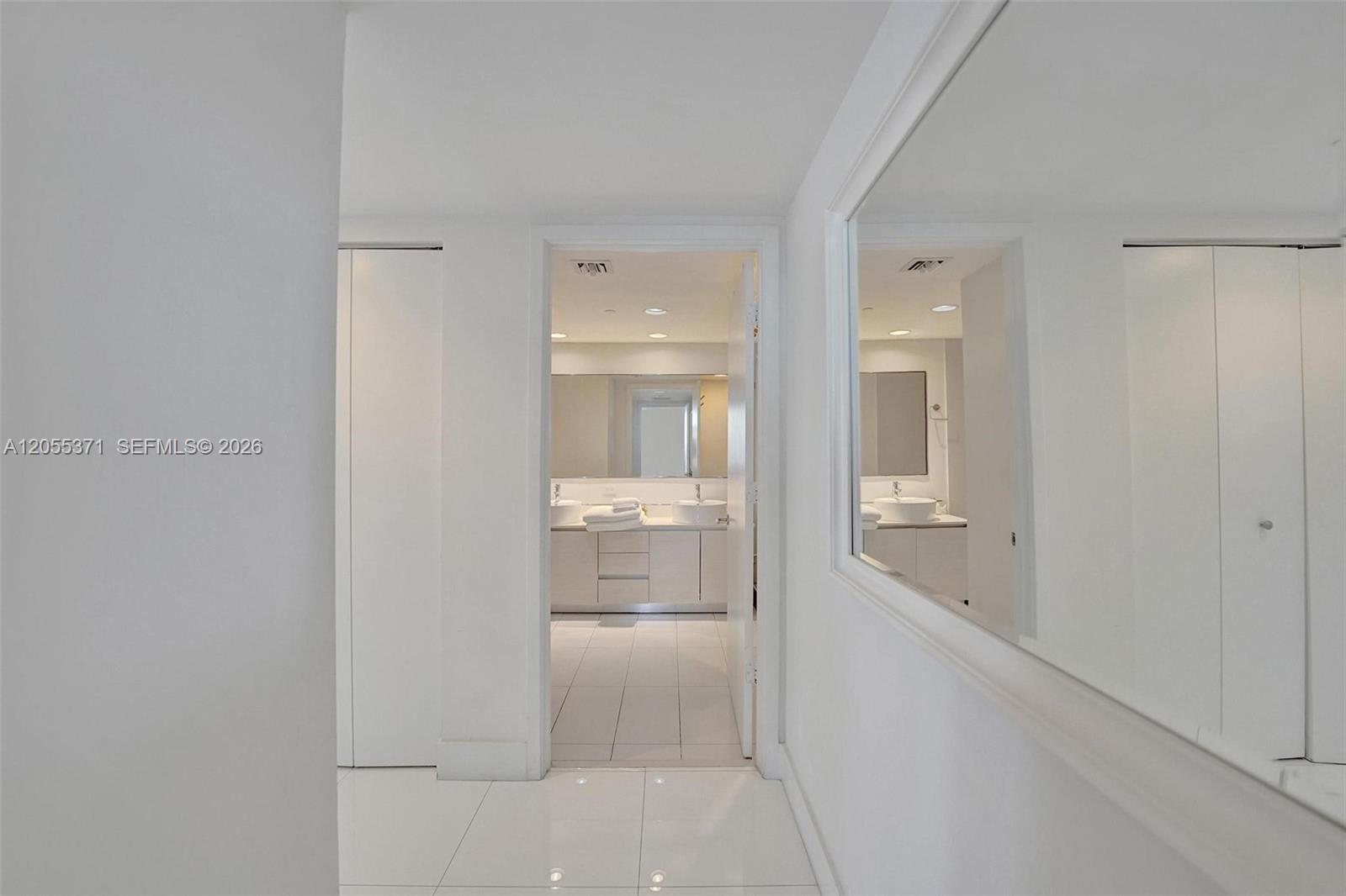 2600 E Hallandale Beach Boulevard T1902 Property Photo 53