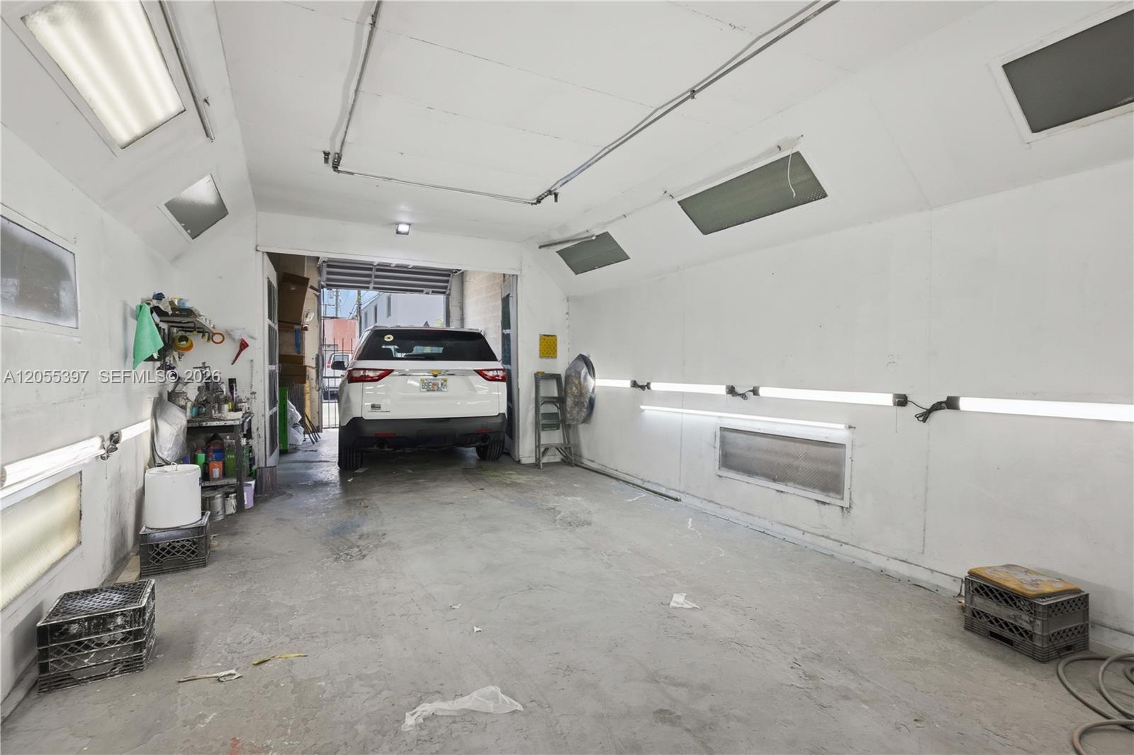 1081 E 47th Street Property Photo 7