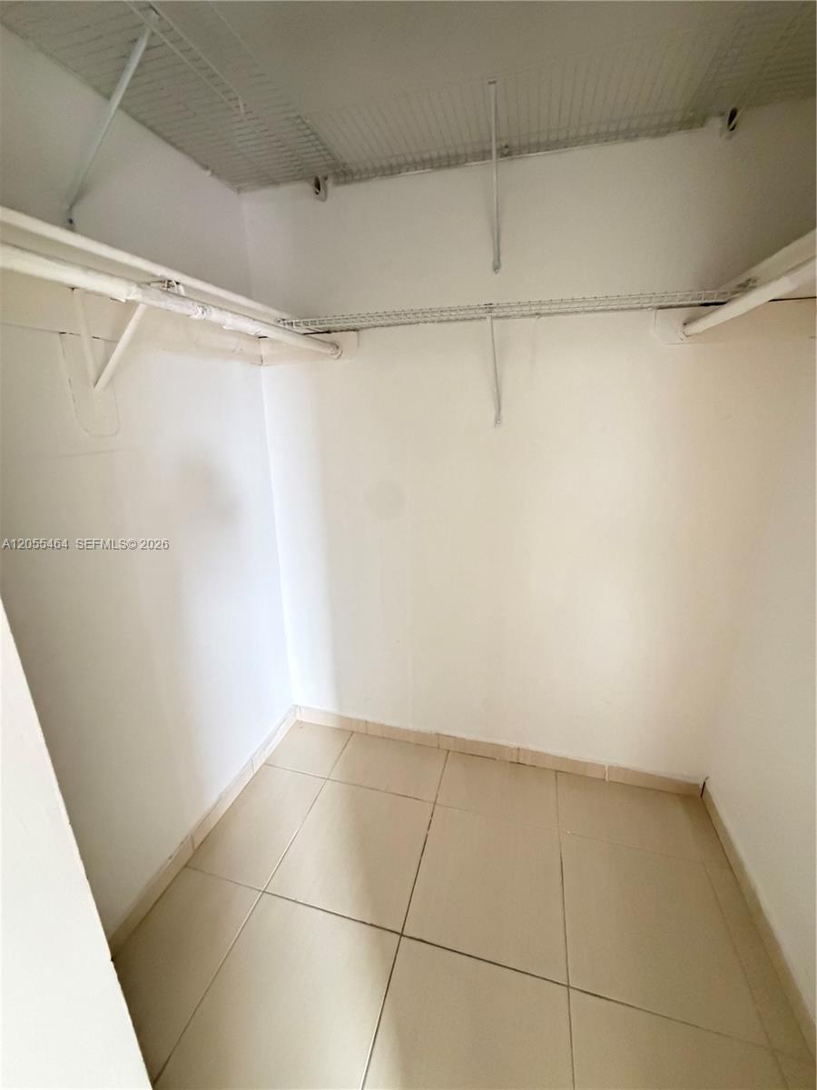 A12055464 Property Photo 5