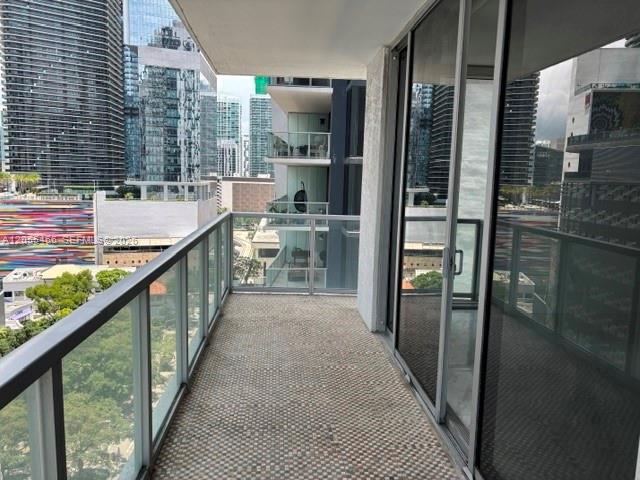1050 Brickell Avenue 1520 Property Photo 11