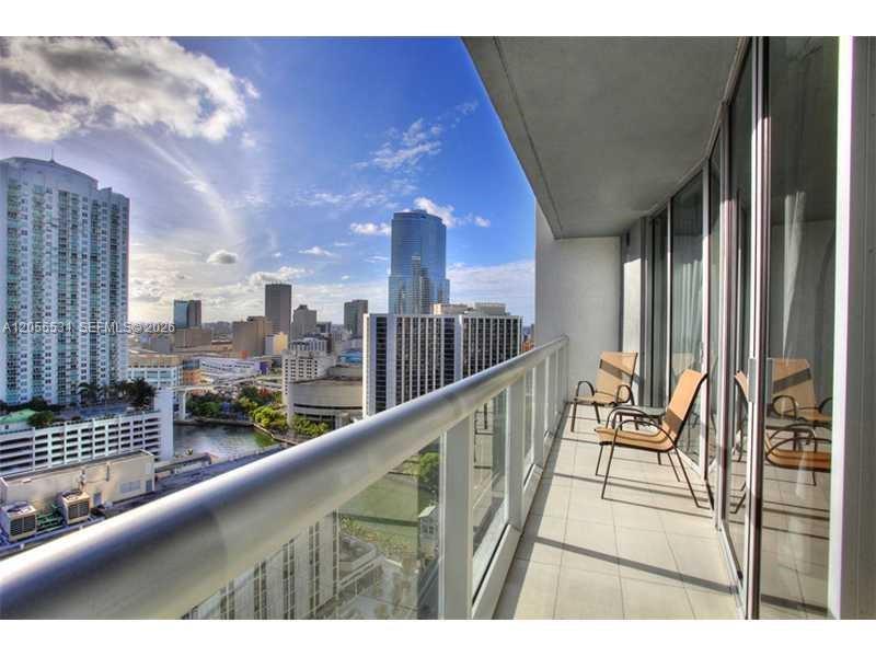 485 Brickell Avenue 2306 Property Photo 1