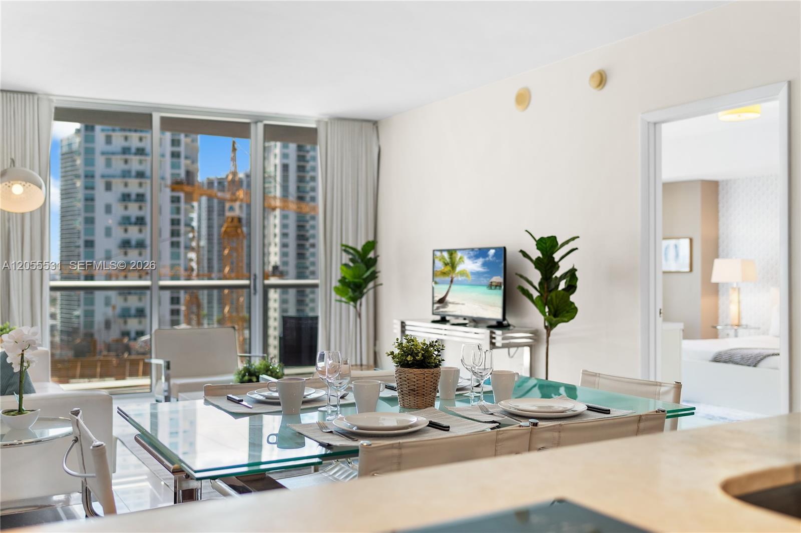 485 Brickell Avenue 2306 Property Photo 5