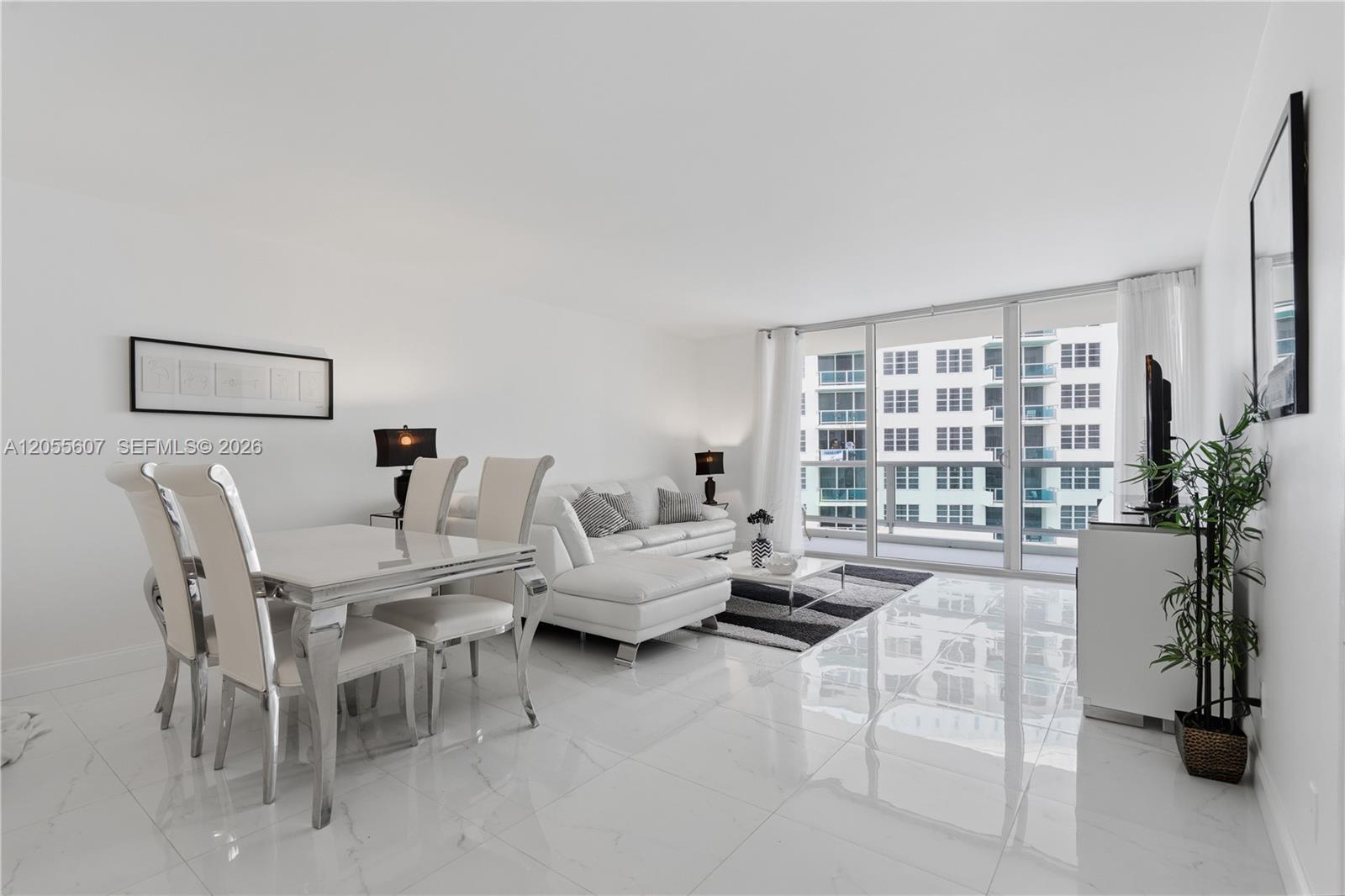 5151 Collins Avenue 1027 Property Photo 8