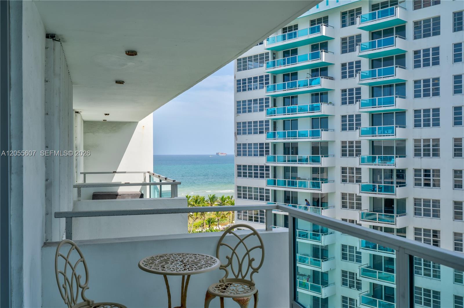 5151 Collins Avenue 1027 Property Photo 18