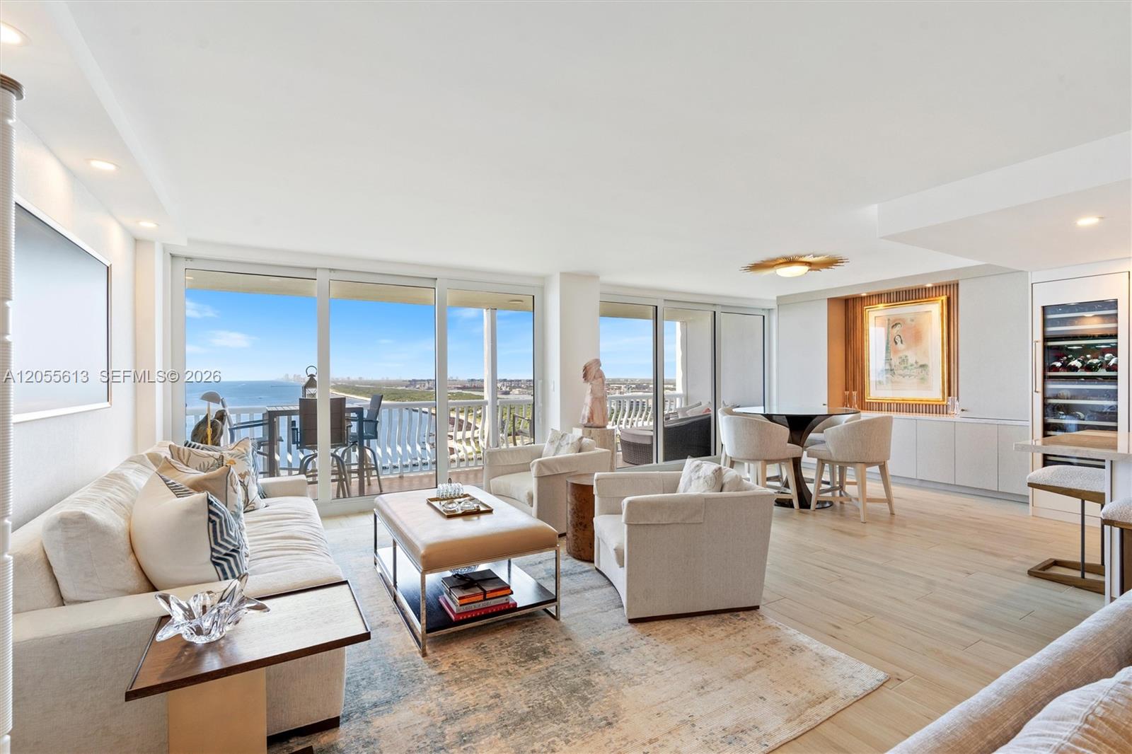 2200 S Ocean Lane 2205 Property Photo 5