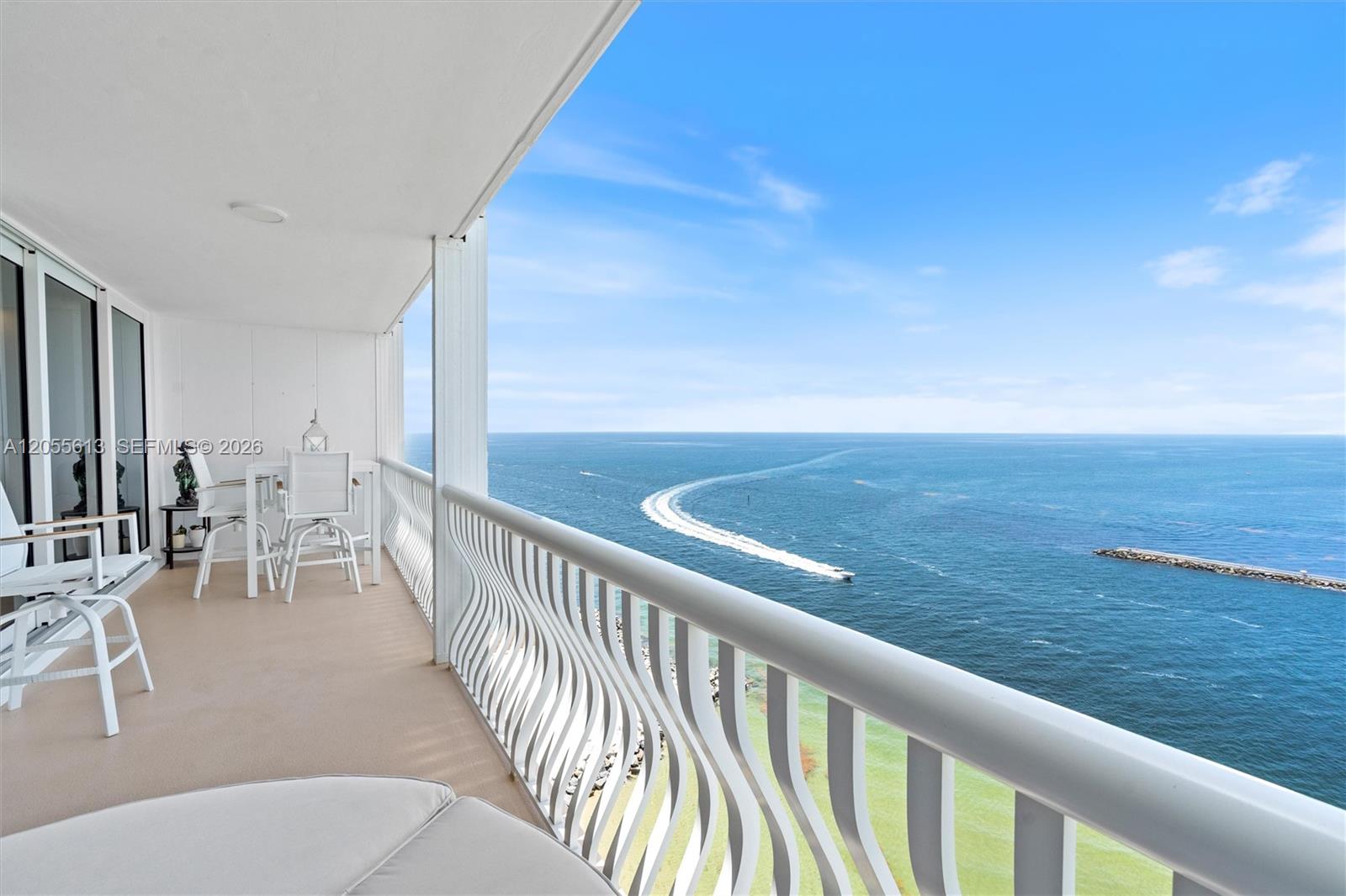 2200 S Ocean Lane 2205 Property Photo 16