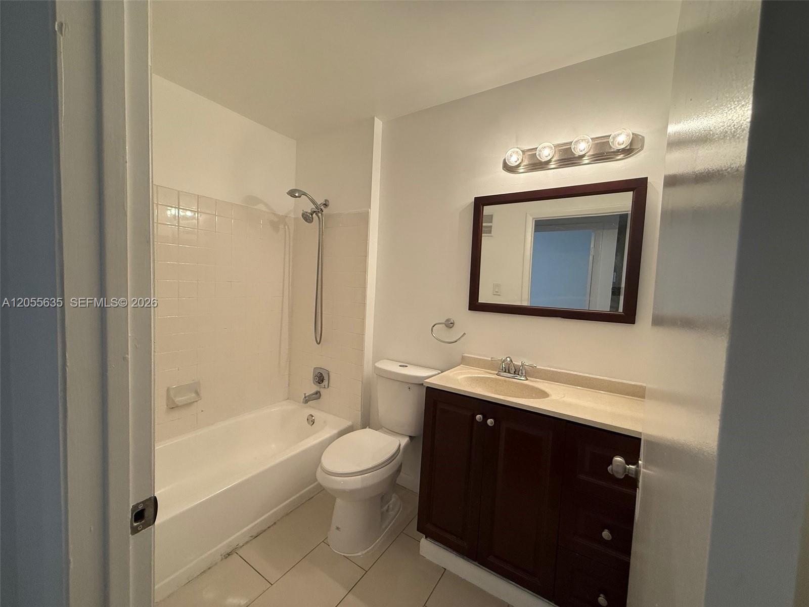 15290 Sw 106th Lane 323 Property Photo 14